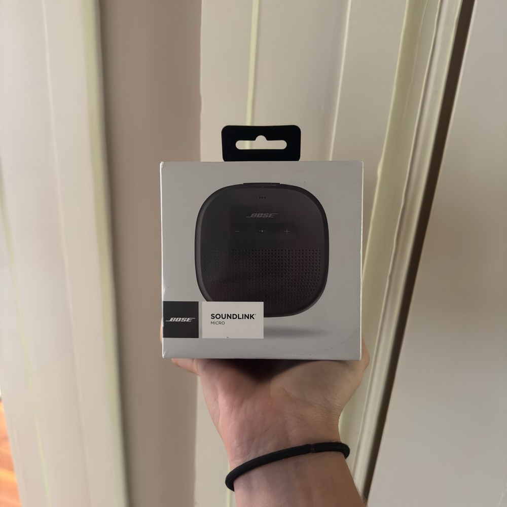 Bose Micro SoundLink Speaker - NEVER OPENED STILL IN PACKAGING